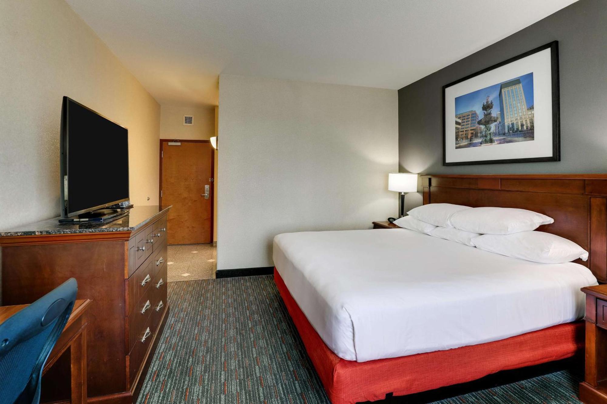 Hotel Drury &