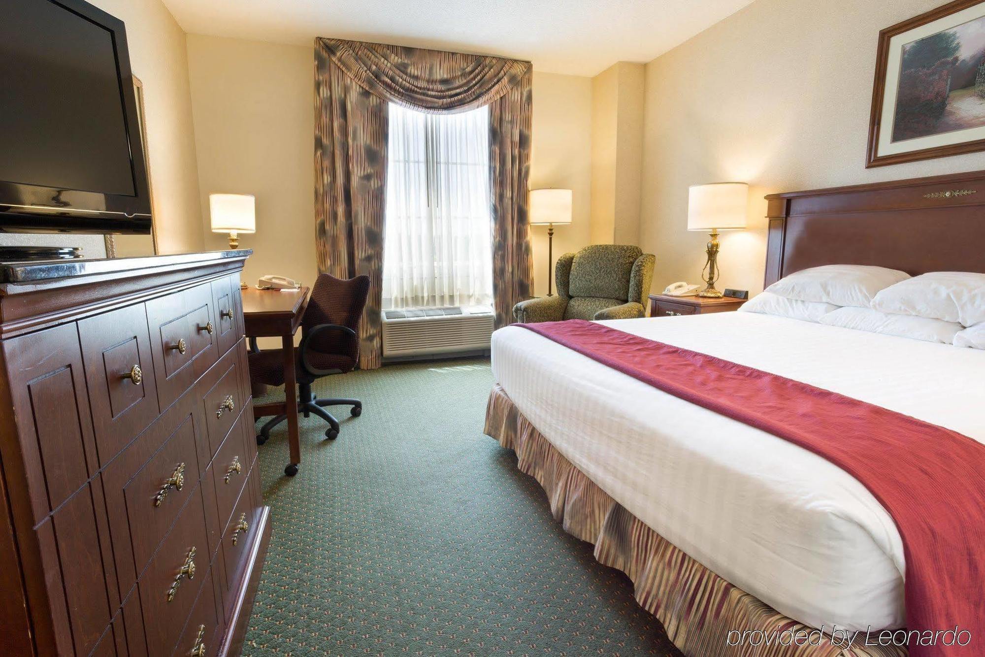 Drury & Hotel Montgomery
